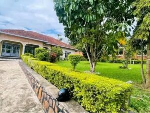 Furnished house for rent at kibagabaga near hospital on tarmac road